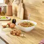 Riz cantonais au porc laqué